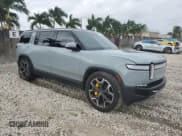 ✅ 2024 Rivian R1S Adventure • VIN: 7PDSGABA1RN031380 • Lot: 73119354. Wystawiony na Copart z przebiegiem 6 786 mil. Bezpłatny archiwum sprzedaży aukcyjnych z USA i szczegółowy raport historii pojazdu na DreamBid. Zdjęcie 4.