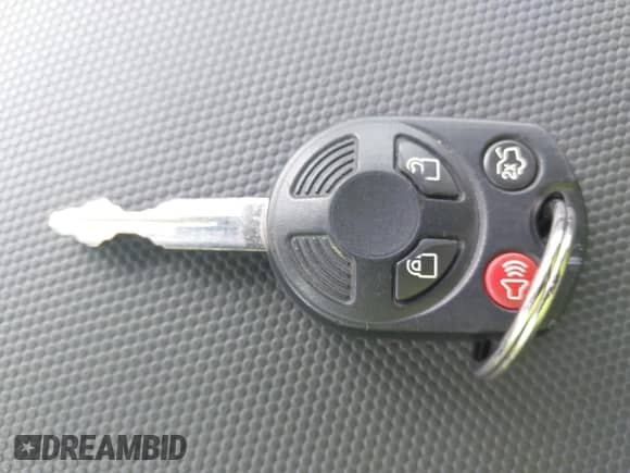 2010 Mercury Mariner z VIN 4M2CN8B77AKJ29263, wystawiony jako IAAI lot #42865830 z przebiegiem 138 528 mil mil oraz . Historia ofert i sprzedaży dostępna na DreamBid. Obrazek 11.