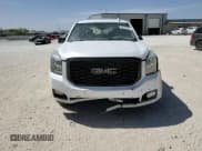 ✅ 2019 GMC Yukon Denali • VIN: 1GKS1CKJ9KR128706 • Лот: 49645005. Опубликован ранее на Copart с пробегом Не указан. Бесплатный доступ к архиву аукционных продаж из США и подробный отчёт об истории автомобиля на DreamBid. Изображение 11.