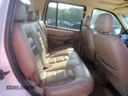 ✅ 2003 Ford Explorer XLT • VIN: 1FMZU63K43UC64682 • Lot: 65579125. Wystawiony na Copart z przebiegiem 205 234 mil. Bezpłatny archiwum sprzedaży aukcyjnych z USA i szczegółowy raport historii pojazdu na DreamBid. Zdjęcie 11.