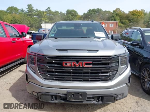 ✅ 2025 GMC Sierra 1500 Elevation • VIN: 1GTRUJEK4SZ135850 • Лот: 43287545. Опубликован ранее на IAAI с пробегом 777 миль. Бесплатный доступ к архиву аукционных продаж из США и подробный отчёт об истории автомобиля на DreamBid. Изображение 12.