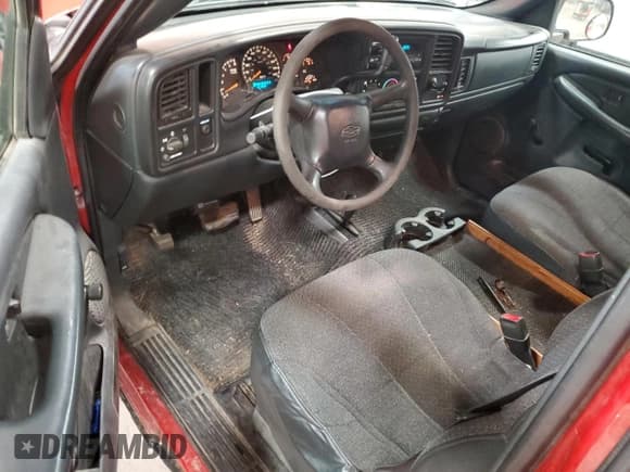 ✅ 2001 Chevrolet Silverado 1500 LS • VIN: 2GCEK19V611328100 • Лот: 81006234. Опубликован ранее на Copart с пробегом 151 928 миль. Бесплатный доступ к архиву аукционных продаж из США и подробный отчёт об истории автомобиля на DreamBid. Изображение 8.