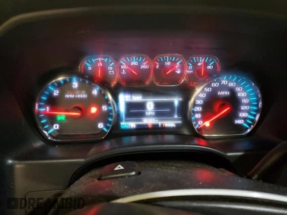 ✅ 2018 Chevrolet Silverado 1500 LT • VIN: 1GCVKREC5JZ319155 • Lot: 85925474. Wystawiony na Copart z przebiegiem 96 353 mil. Bezpłatny archiwum sprzedaży aukcyjnych z USA i szczegółowy raport historii pojazdu na DreamBid. Zdjęcie 9.