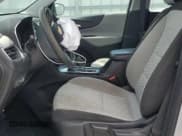 ✅ 2020 Chevrolet Equinox LS • VIN: 2GNAXFEV4L6216332 • Лот: 54172795. Опубликован ранее на Copart с пробегом 113 721 миль. Бесплатный доступ к архиву аукционных продаж из США и подробный отчёт об истории автомобиля на DreamBid. Изображение 7.