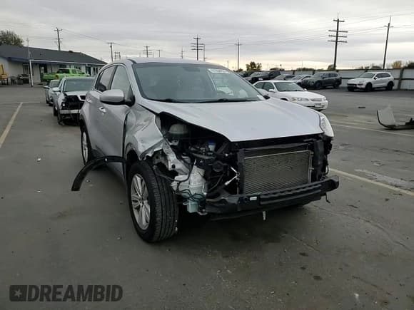 ✅ 2018 Kia Sportage LX • VIN: KNDPMCAC2J7448830 • Lot: 91050205. Wystawiony na Copart z przebiegiem 78 894 mil. Bezpłatny archiwum sprzedaży aukcyjnych z USA i szczegółowy raport historii pojazdu na DreamBid. Zdjęcie 15.