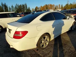 ✅ 2015 Mercedes-Benz C 250 • VIN: WDDGJ4HB6FG367998 • Lot: 43668499. Listed on IAAI with Not provided. Free auction sales archive from the USA and detailed vehicle history report at DreamBid. Image 4.