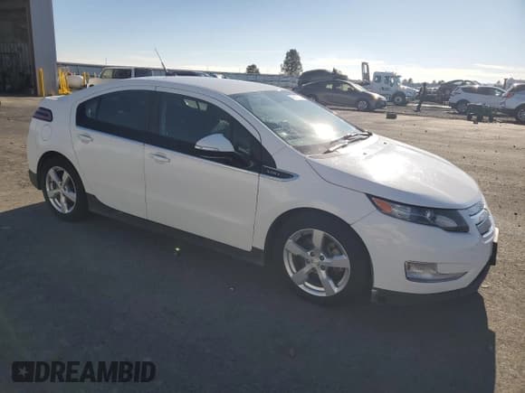 ✅ 2013 Chevrolet Volt • VIN: 1G1RA6E42DU102149 • Lot: 79675734. Wystawiony na Copart z przebiegiem 139 156 mil. Bezpłatny archiwum sprzedaży aukcyjnych z USA i szczegółowy raport historii pojazdu na DreamBid. Zdjęcie 4.