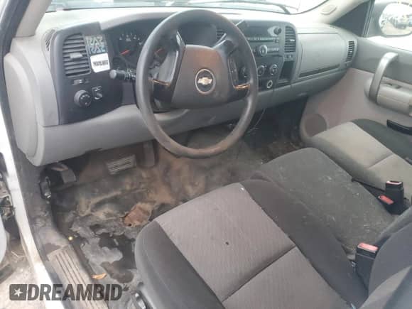 2008 Chevrolet Silverado 1500 Work Truck with VIN 1GCEC19J18E157842, listed as a Copart auction lot 81857434 with Not provided miles and Clean title. Bid and sale history available at DreamBid. Image 8.