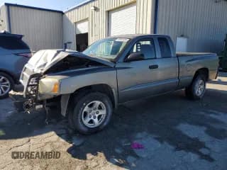 ✅ 2006 Dodge Dakota SLT • VIN: 1D7HE42K56S545494 • Lot: 92605385. Listed on Copart with 219,024 mi. Free auction sales archive from the USA and detailed vehicle history report at DreamBid. Image 1.