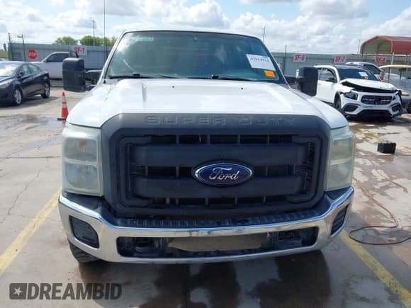 ✅ 2014 Ford F-250 XL • VIN: 1FT7W2AT4EEB17771 • Лот: 42914914. Опубликован ранее на IAAI с пробегом 294 839 миль. Бесплатный доступ к архиву аукционных продаж из США и подробный отчёт об истории автомобиля на DreamBid. Изображение 11.