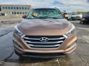 ✅ 2017 Hyundai Tucson SE • VIN: KM8J3CA45HU276205 • Лот: 87124935. Опубликован ранее на Copart с пробегом Не указан. Бесплатный доступ к архиву аукционных продаж из США и подробный отчёт об истории автомобиля на DreamBid. Изображение 5.