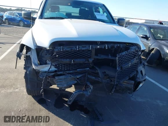 ✅ 2016 Ram 1500 Tradesman • VIN: 1C6RR6FT8GS183512 • Lot: 43670971. Listed on IAAI with 106,861 mi. Free auction sales archive from the USA and detailed vehicle history report at DreamBid. Image 6.