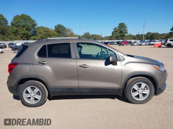 2021 Chevrolet Trax LT с VIN KL7CJLSBXMB313428, выставлен на аукционе IAAI как лот 43601108 с пробегом 101 258 миль миль и . История ставок и продаж доступна на DreamBid. Изображение 13.