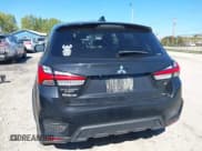 ✅ 2020 Mitsubishi Outlander ES • VIN: JA4AR3AUXLU021782 • Lot: 43294645. Wystawiony na IAAI z przebiegiem 133 471 mil. Bezpłatny archiwum sprzedaży aukcyjnych z USA i szczegółowy raport historii pojazdu na DreamBid. Zdjęcie 17.