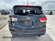 ✅ 2017 Kia Sorento L • VIN: 5XYPG4A37HG264655 • Lot: 85334815. Listed on Copart with 88,994 mi. Free auction sales archive from the USA and detailed vehicle history report at DreamBid. Image 6.