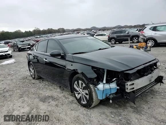 ✅ 2020 Nissan Altima S • VIN: 1N4BL4BV9LC168227 • Lot: 91087795. Listed on Copart with 50,567 mi. Free auction sales archive from the USA and detailed vehicle history report at DreamBid. Image 14.