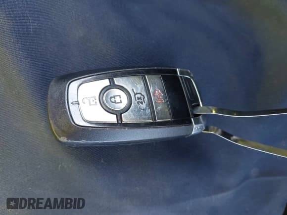 ✅ 2018 Ford Expedition Max XLT • VIN: 1FMJK1JT9JEA15383 • Лот: 43693228. Опубликован ранее на IAAI с пробегом 66 630 миль. Бесплатный доступ к архиву аукционных продаж из США и подробный отчёт об истории автомобиля на DreamBid. Изображение 11.