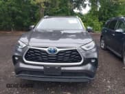 ✅ 2024 Toyota Highlander Hybrid XLE • VIN: 5TDKBRCH0RS609639 • Lot: 42500457. Wystawiony na IAAI z przebiegiem 52 607 mil. Bezpłatny archiwum sprzedaży aukcyjnych z USA i szczegółowy raport historii pojazdu na DreamBid. Zdjęcie 12.