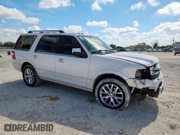 ✅ 2015 Ford Expedition Limited • VIN: 1FMJU2AT1FEF28232 • Lot: 84970825. Wystawiony na Copart z przebiegiem 217 743 mil. Bezpłatny archiwum sprzedaży aukcyjnych z USA i szczegółowy raport historii pojazdu na DreamBid. Zdjęcie 4.