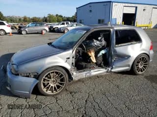 ✅ 2003 Volkswagen Golf GTI • VIN: 9BWDE61J734024165 • Lot: 59993405. Wystawiony na Copart z przebiegiem 291 284 mil. Bezpłatny archiwum sprzedaży aukcyjnych z USA i szczegółowy raport historii pojazdu na DreamBid. Zdjęcie 1.