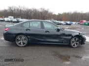 ✅ 2023 BMW 3 Series 330i xDrive • VIN: 3MW89FF0XP8D14920 • Lot: 41812599. Listed on IAAI with 15,897 mi. Free auction sales archive from the USA and detailed vehicle history report at DreamBid. Image 13.