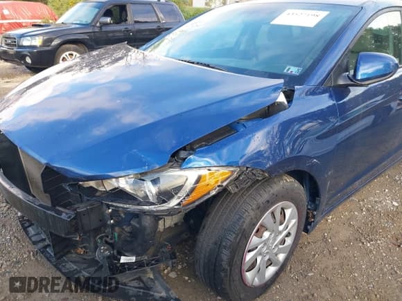 ✅ 2017 Hyundai Elantra SE • VIN: 5NPD74LF0HH103258 • Лот: 43527198. Опубликован ранее на IAAI с пробегом 89 374 миль. Бесплатный доступ к архиву аукционных продаж из США и подробный отчёт об истории автомобиля на DreamBid. Изображение 6.