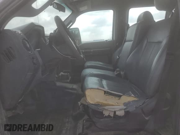 ✅ 2015 Ford F-350 Platinum • VIN: 1FT8W3BT6FEB82583 • Lot: 53999885. Listed on Copart with 307,516 mi. Free auction sales archive from the USA and detailed vehicle history report at DreamBid. Image 7.