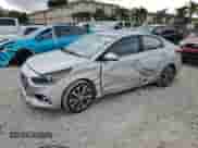 2020 Hyundai Accent Limited z VIN 3KPC34A69LE097998, wystawiony jako Copart lot #74094674 z przebiegiem 26 412 mil mil oraz Szkoda całkowita • Salvage title. Historia ofert i sprzedaży dostępna na DreamBid. Obrazek 1.