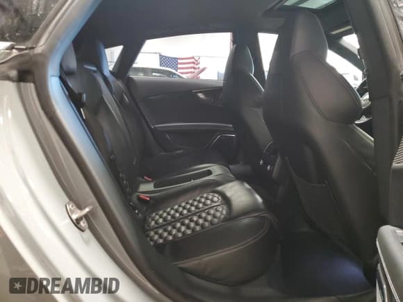 ✅ 2014 Audi RS 7 Prestige • VIN: WUAW2AFC6EN902130 • Lot: 87604615. Wystawiony na Copart z przebiegiem 114 706 mil. Bezpłatny archiwum sprzedaży aukcyjnych z USA i szczegółowy raport historii pojazdu na DreamBid. Zdjęcie 10.