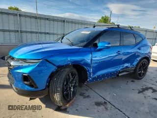 2020 Chevrolet Blazer RS z VIN 3GNKBKRS0LS702357, wystawiony jako Copart lot #81469675 z przebiegiem 40 589 mil mil oraz Szkoda całkowita • Salvage title. Historia ofert i sprzedaży dostępna na DreamBid. Obrazek 1.