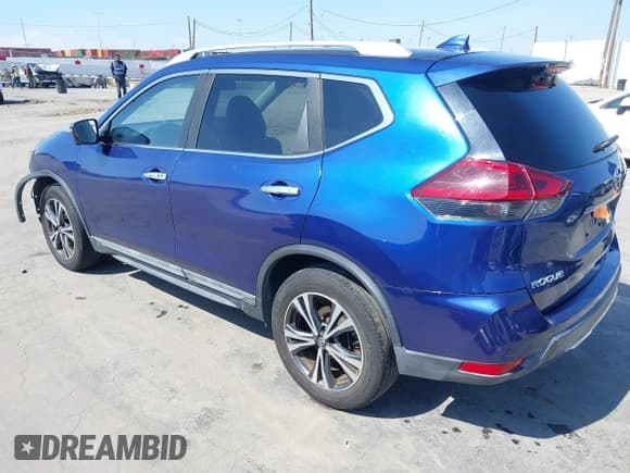 ✅ 2018 Nissan Rogue SV • VIN: 5N1AT2MT6JC797443 • Lot: 43400142. Listed on IAAI with 85,184 mi. Free auction sales archive from the USA and detailed vehicle history report at DreamBid. Image 3.