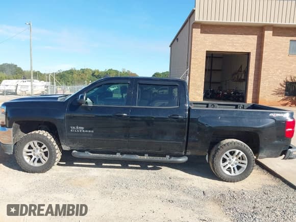 ✅ 2016 Chevrolet Silverado 1500 LT • VIN: 3GCUKREC8GG236887 • Лот: 43392672. Опубликован ранее на IAAI с пробегом 145 857 миль. Бесплатный доступ к архиву аукционных продаж из США и подробный отчёт об истории автомобиля на DreamBid. Изображение 14.
