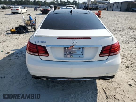 ✅ 2017 Mercedes-Benz E 400 • VIN: WDDKJ6FB8HF351531 • Lot: 71086315. Listed on Copart with 148,094 mi. Free auction sales archive from the USA and detailed vehicle history report at DreamBid. Image 6.