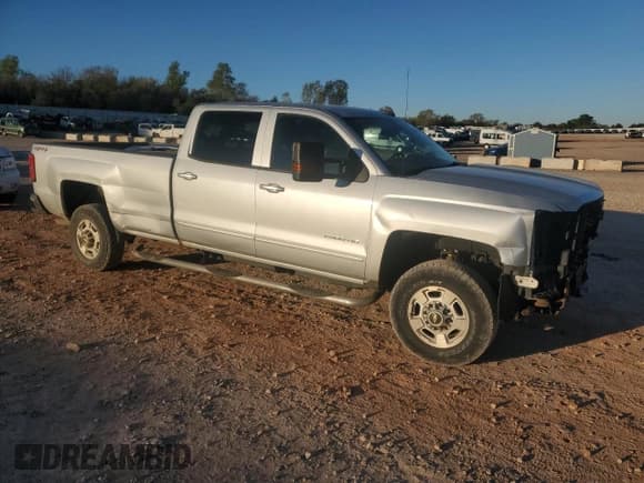 ✅ 2015 Chevrolet Silverado 2500HD LT • VIN: 1GC1KVEGXFF658934 • Лот: 90590175. Опубликован ранее на Copart с пробегом 192 610 миль. Бесплатный доступ к архиву аукционных продаж из США и подробный отчёт об истории автомобиля на DreamBid. Изображение 4.