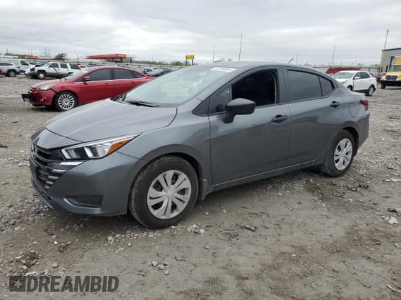 ✅ 2024 Nissan Versa S • VIN: 3N1CN8DV3RL902986 • Lot: 53788045. Wystawiony na Copart z przebiegiem 2 333 mil. Bezpłatny archiwum sprzedaży aukcyjnych z USA i szczegółowy raport historii pojazdu na DreamBid. Zdjęcie 1.