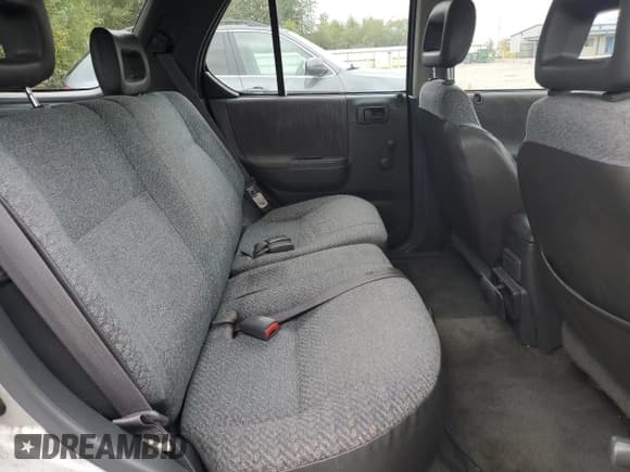 ✅ 1998 Isuzu Rodeo S • VIN: 4S2CM58W5W4353282 • Lot: 67462155. Listed on Copart with 268,537 mi. Free auction sales archive from the USA and detailed vehicle history report at DreamBid. Image 11.