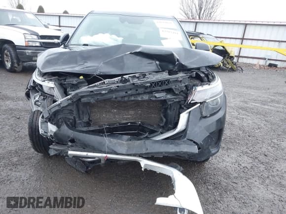 ✅ 2022 Kia Seltos LX • VIN: KNDEPCAA2N7315956 • Lot: 43797491. Listed on IAAI with 141,947 mi. Free auction sales archive from the USA and detailed vehicle history report at DreamBid. Image 6.