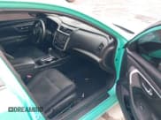 ✅ 2017 Nissan Altima SV • VIN: 1N4AL3AP1HC239467 • Lot: 43098311. Wystawiony na IAAI z przebiegiem 121 935 mil. Bezpłatny archiwum sprzedaży aukcyjnych z USA i szczegółowy raport historii pojazdu na DreamBid. Zdjęcie 5.