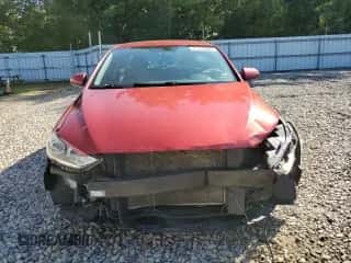 2018 Hyundai Elantra SEL with VIN 5NPD84LF7JH218104, listed as a Copart auction lot 71345865 with 109,114 mi miles and Salvage title. Bid and sale history available at DreamBid. Image 5.