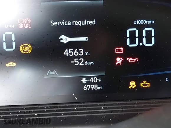 2023 Hyundai Venue Limited z VIN KMHRC8A32PU266009, wystawiony jako IAAI lot #43364487 z przebiegiem 6 798 mil mil oraz . Historia ofert i sprzedaży dostępna na DreamBid. Obrazek 16.