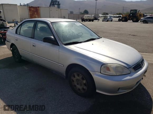 ✅ 2000 Honda Civic VP • VIN: 2HGEJ6614YH550011 • Лот: 67410825. Опубликован ранее на Copart с пробегом 137 019 миль. Бесплатный доступ к архиву аукционных продаж из США и подробный отчёт об истории автомобиля на DreamBid. Изображение 4.