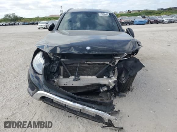 ✅ 2017 Mercedes-Benz GLC 300 • VIN: WDC0G4JB6HF123243 • Lot: 53850485. Listed on Copart with 113,356 mi. Free auction sales archive from the USA and detailed vehicle history report at DreamBid. Image 5.