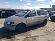 ✅ 2003 Toyota Sienna CE • VIN: 4T3ZF19CX3U514043 • Lot: 90032915. Wystawiony na Copart z przebiegiem 220 435 mil. Bezpłatny archiwum sprzedaży aukcyjnych z USA i szczegółowy raport historii pojazdu na DreamBid. Zdjęcie 1.