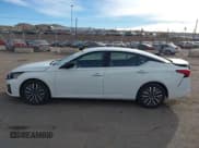 ✅ 2025 Nissan Altima SV • VIN: 1N4BL4DV1SN363111 • Lot: 43722037. Listed on IAAI with 16,043 mi. Free auction sales archive from the USA and detailed vehicle history report at DreamBid. Image 14.