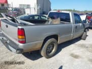 ✅ 2006 GMC Sierra 1500 • VIN: 1GTEC14VX6E237082 • Lot: 41458869. Wystawiony na IAAI z przebiegiem Nie podano. Bezpłatny archiwum sprzedaży aukcyjnych z USA i szczegółowy raport historii pojazdu na DreamBid. Zdjęcie 4.