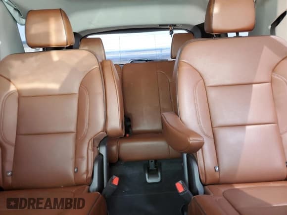 ✅ 2020 Chevrolet Traverse High Country • VIN: 1GNEVNKW7LJ280009 • Lot: 63860214. Wystawiony na Copart z przebiegiem 76 522 mil. Bezpłatny archiwum sprzedaży aukcyjnych z USA i szczegółowy raport historii pojazdu na DreamBid. Zdjęcie 10.