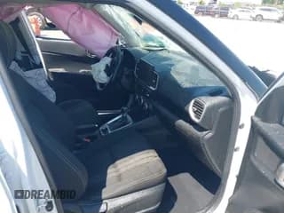 ✅ 2021 Hyundai Venue SEL • VIN: KMHRC8A35MU122692 • Lot: 42144533. Listed on IAAI with 88,102 mi. Free auction sales archive from the USA and detailed vehicle history report at DreamBid. Image 5.