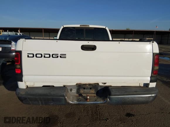 ✅ 2000 Dodge 1500 • VIN: 1B7HC16Y5YS619884 • Lot: 43564807. Listed on IAAI with 116,219 mi. Free auction sales archive from the USA and detailed vehicle history report at DreamBid. Image 16.