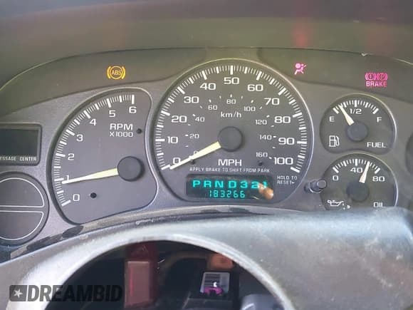 ✅ 1999 GMC Sierra 1500 SLE • VIN: 1GTEK19T8XZ512050 • Лот: 41663198. Опубликован ранее на IAAI с пробегом 183 266 миль. Бесплатный доступ к архиву аукционных продаж из США и подробный отчёт об истории автомобиля на DreamBid. Изображение 15.