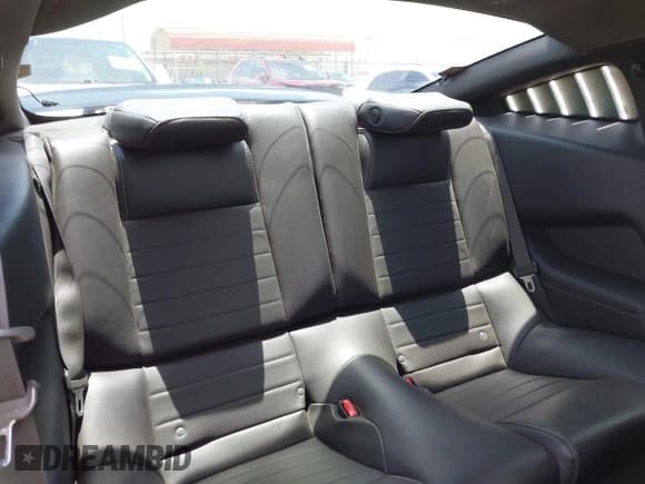 ✅ 2014 Ford Mustang GT • VIN: 1ZVBP8CF4E5326328 • Lot: 42377033. Listed on IAAI with 174,015 mi. Free auction sales archive from the USA and detailed vehicle history report at DreamBid. Image 8.